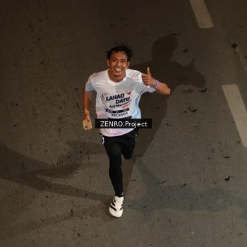 Runner Photo 7675123