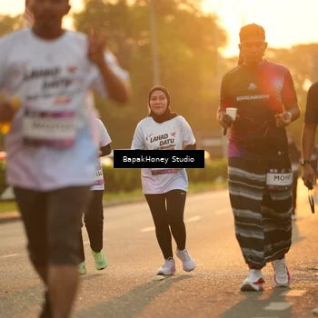 Runner Photo 7675131