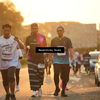 Runner Photo 7675145