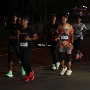 Runner Photo 7675155
