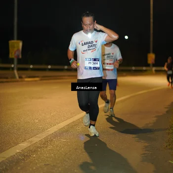 Runner Photo 7675157