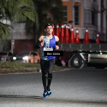 Runner Photo 7675159