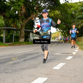 Runner Photo 7675166