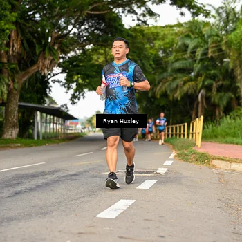 Runner Photo 7675184