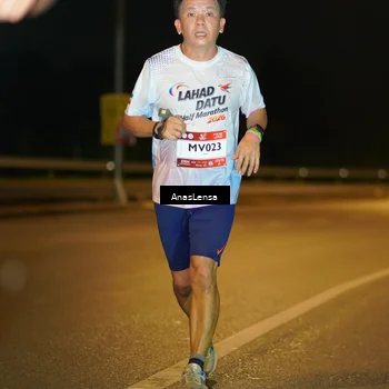 Runner Photo 7675187