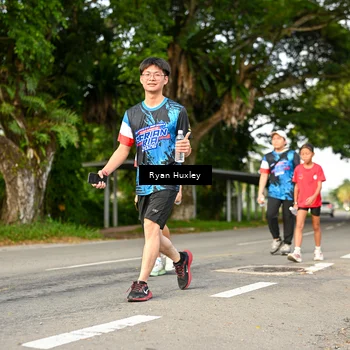Runner Photo 7675196