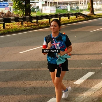 Runner Photo 7675199