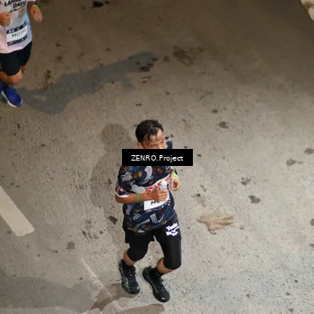 Runner Photo 7675213