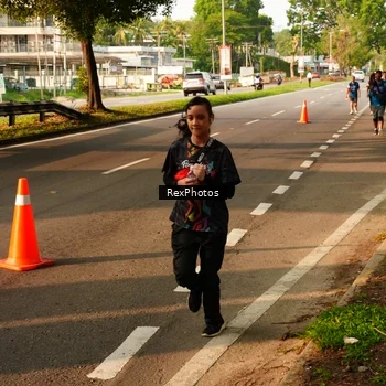 Runner Photo 7675255