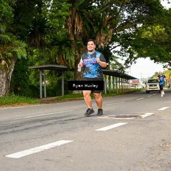 Runner Photo 7675259