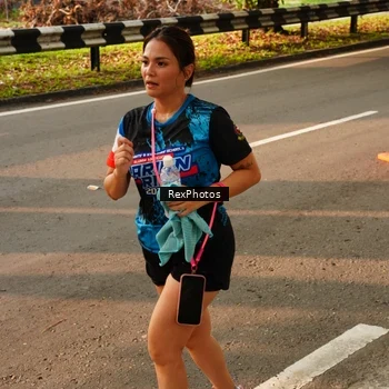 Runner Photo 7675265