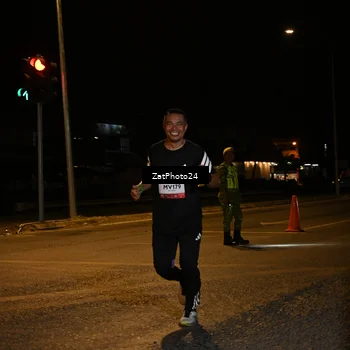 Runner Photo 7675271