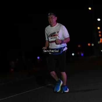 Runner Photo 7675273