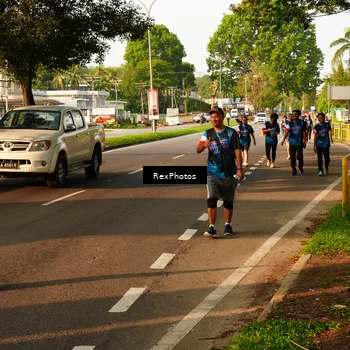 Runner Photo 7675276