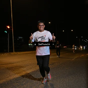 Runner Photo 7675279