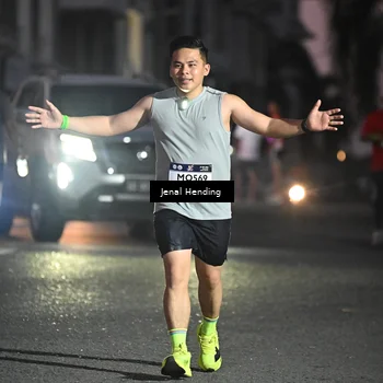 Runner Photo 7675287
