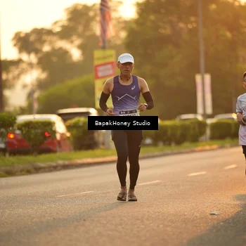 Runner Photo 7675304