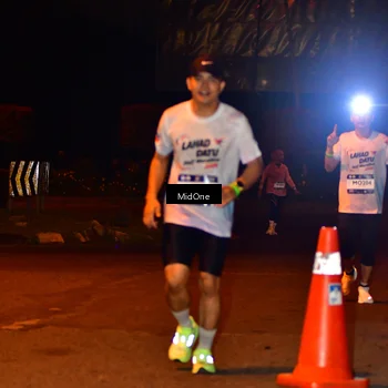 Runner Photo 7675321