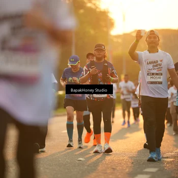 Runner Photo 7675322