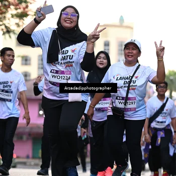 Runner Photo 7675323