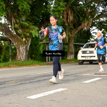 Runner Photo 7675328