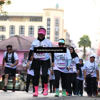 Runner Photo 7675342