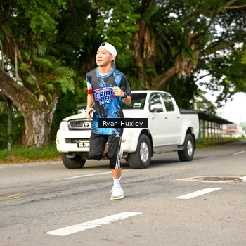 Runner Photo 7675344