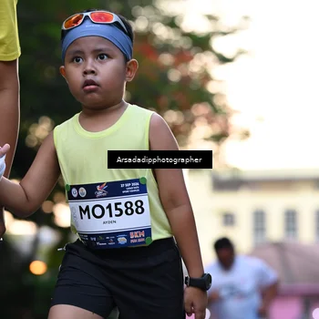 Runner Photo 7675348