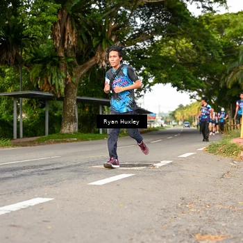 Runner Photo 7675361