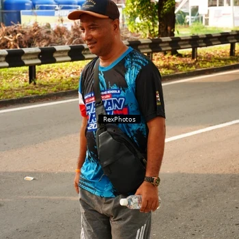 Runner Photo 7675363