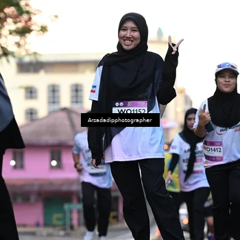 Runner Photo 7675371