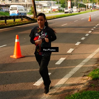Runner Photo 7675372
