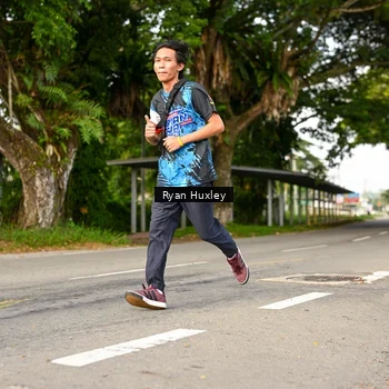 Runner Photo 7675382