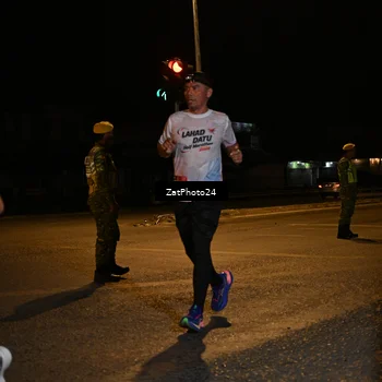 Runner Photo 7675384