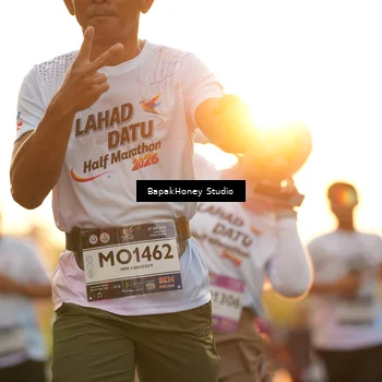 Runner Photo 7675393