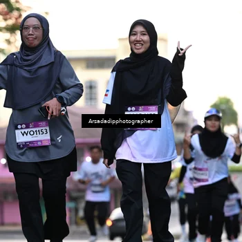 Runner Photo 7675401