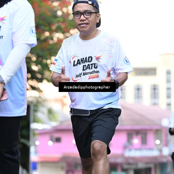 Runner Photo 7675409