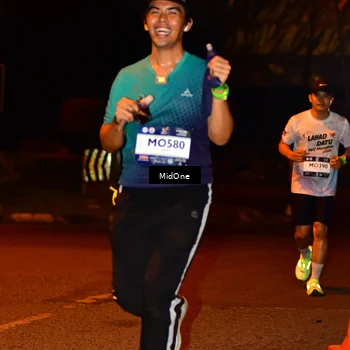 Runner Photo 7675422