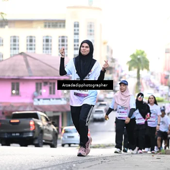 Runner Photo 7675434
