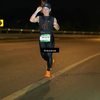 Runner Photo 7675436