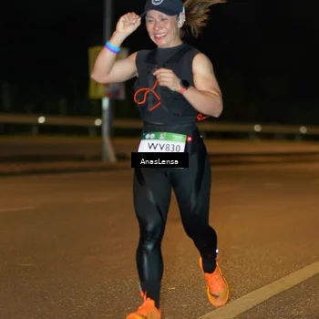 Runner Photo 7675441
