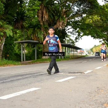 Runner Photo 7675450