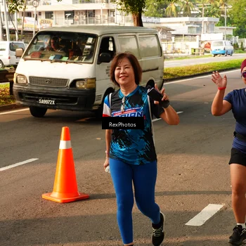 Runner Photo 7675451