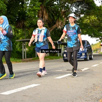 Runner Photo 7675454