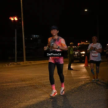 Runner Photo 7675456