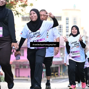Runner Photo 7675457