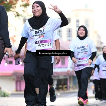 Runner Photo 7675458