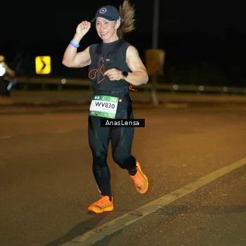 Runner Photo 7675459