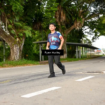 Runner Photo 7675468