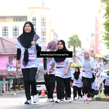 Runner Photo 7675493